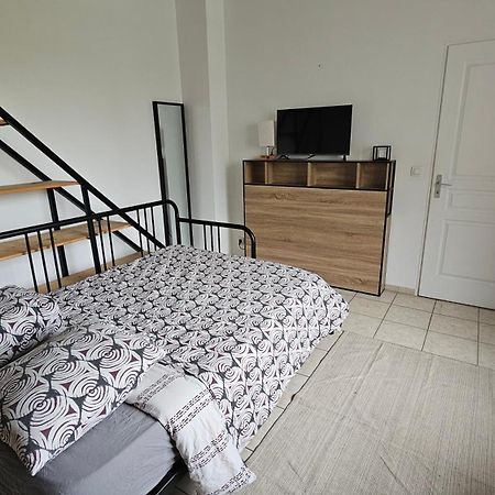 Bed To Rent - Maison Calme Avec Jacuzzi Sous Supplement Bordeaux Exterior photo
