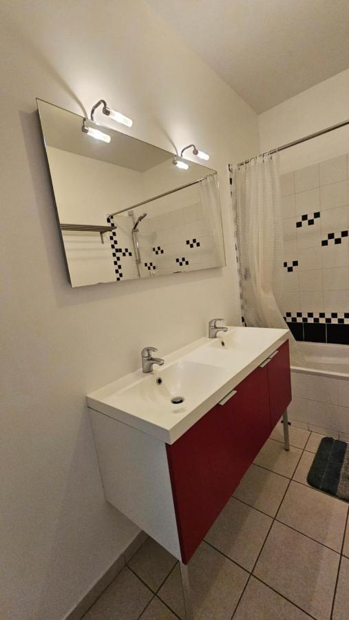 Bed To Rent - Maison Calme Avec Jacuzzi Sous Supplement Bordeaux Exterior photo