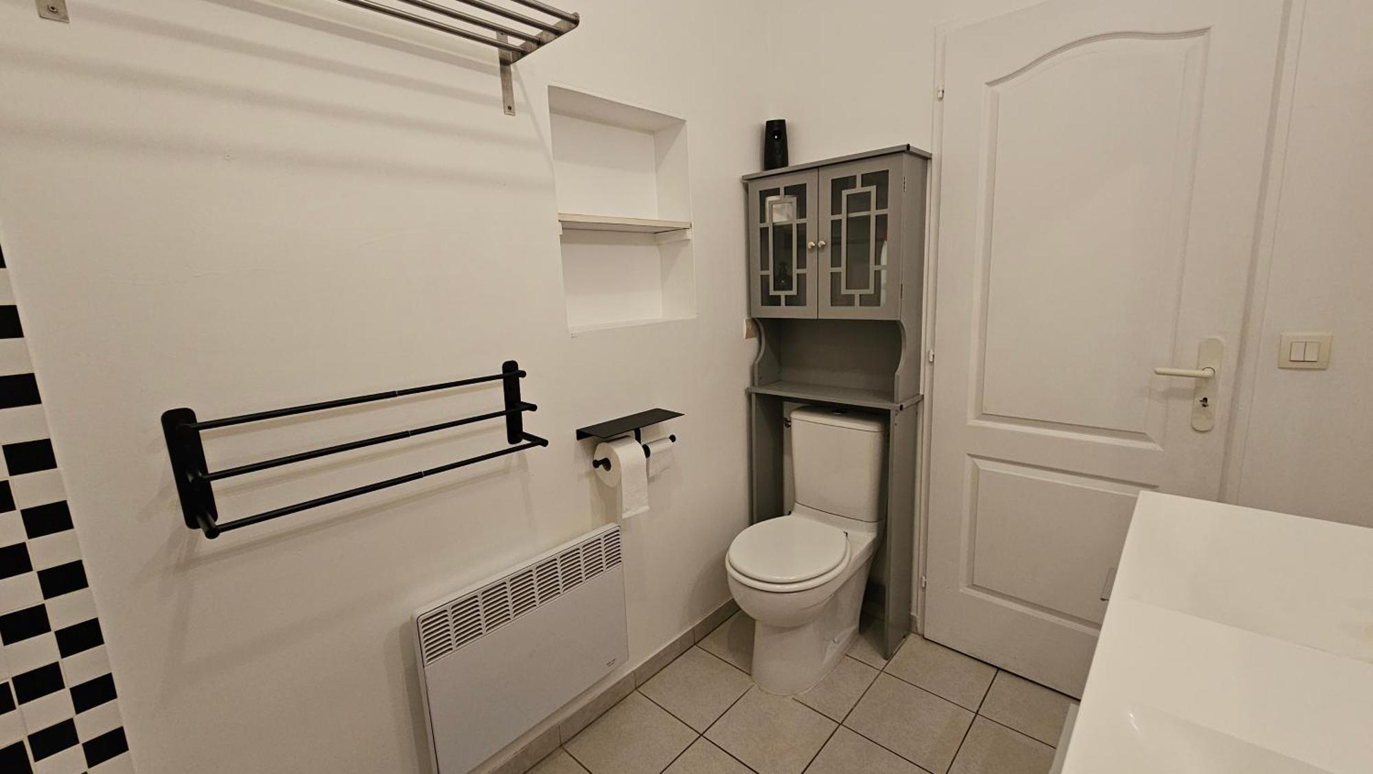 Bed To Rent - Maison Calme Avec Jacuzzi Sous Supplement Bordeaux Exterior photo